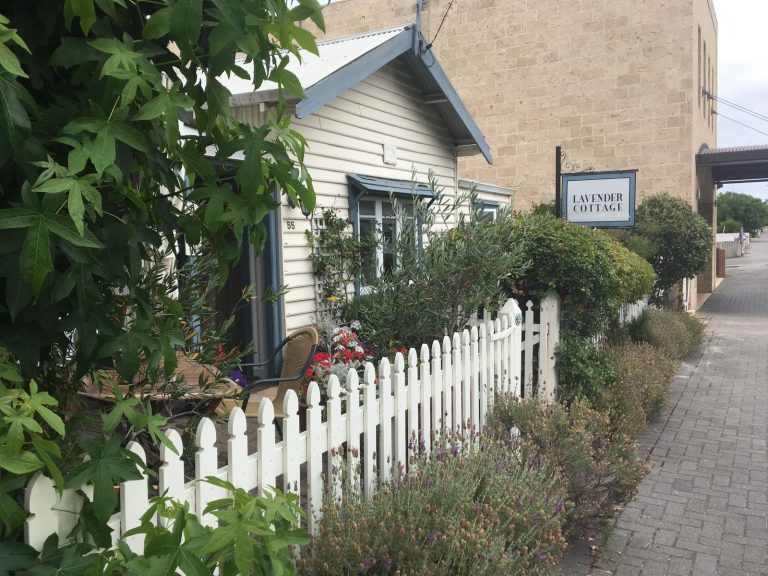 Lavender Cottage 768x576