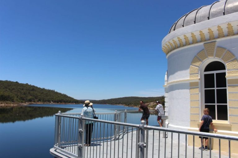 Mundaring Weir 768x512