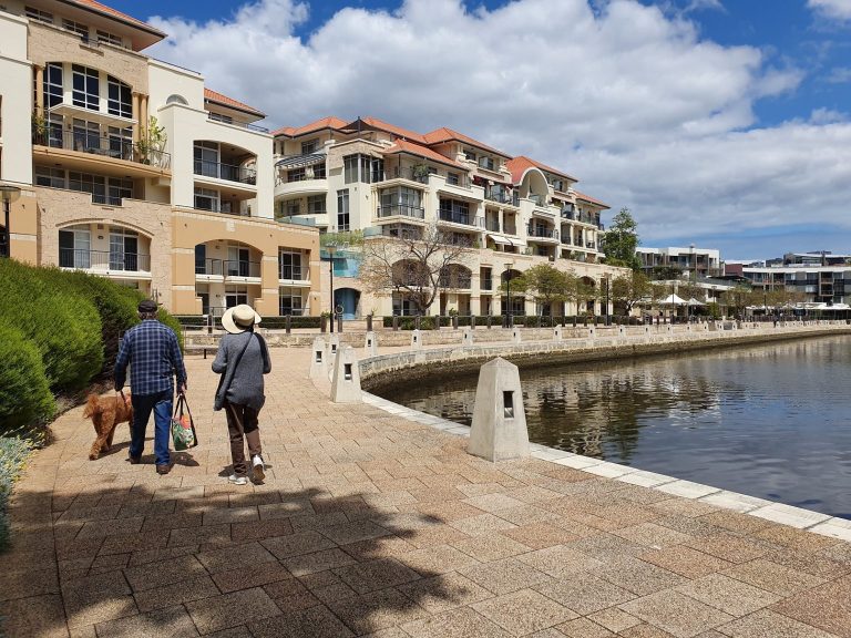 Swan River Walk – Optus Stadium to Claisebrook Cove 768x576