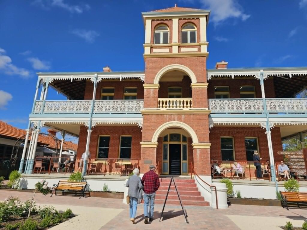 Baillie Hill, East Victoria Park