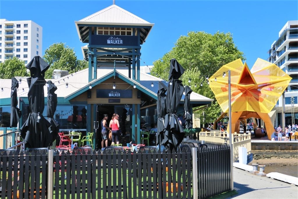 Mends Street jetty piazza