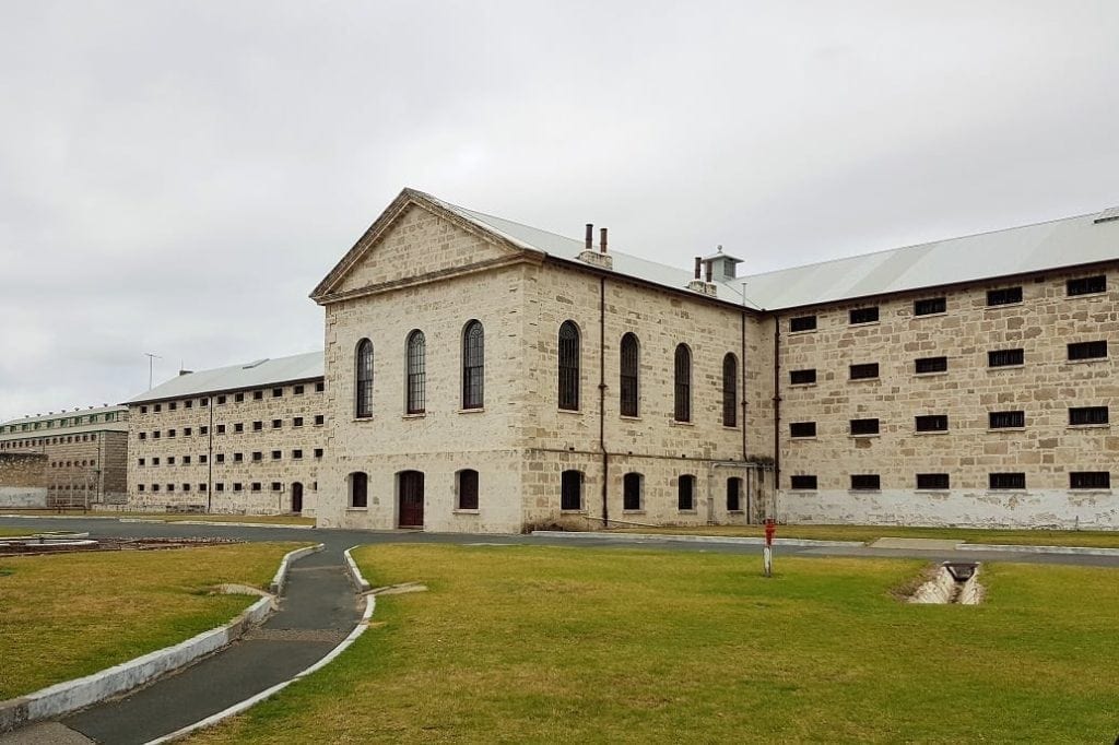 prison tour perth