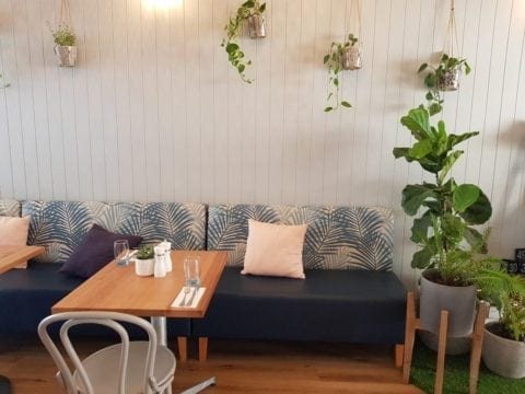 Swell Mullaloo Beach