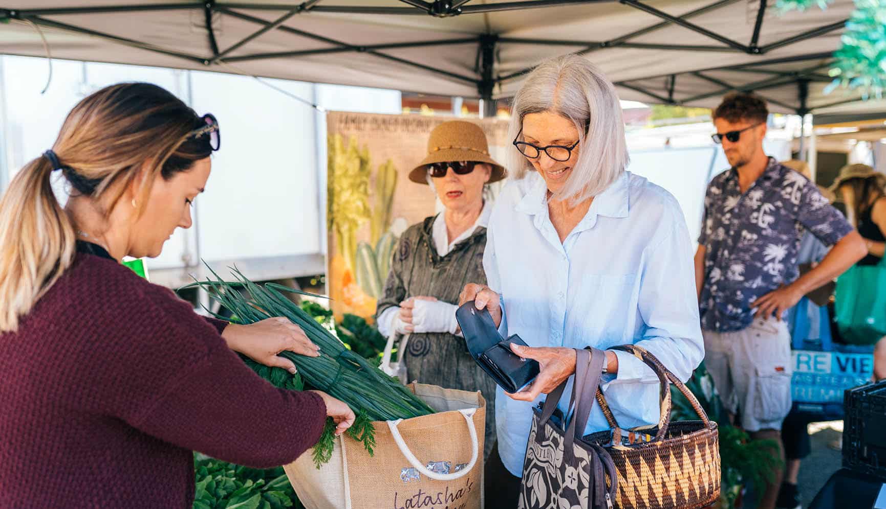 CC_Stirling-Farmers-Market_831x478-Ok6MXo